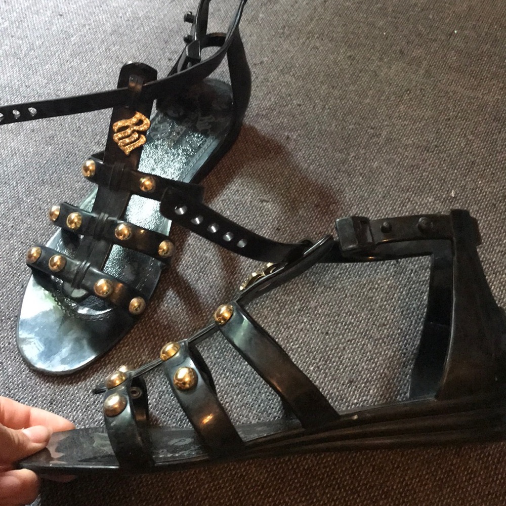 Shoes - Picture 2 of 3